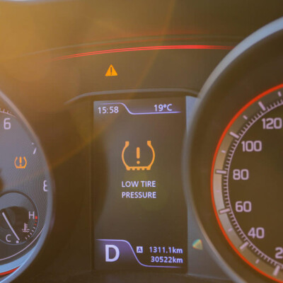 Világít a TPMS kerékcsere után?