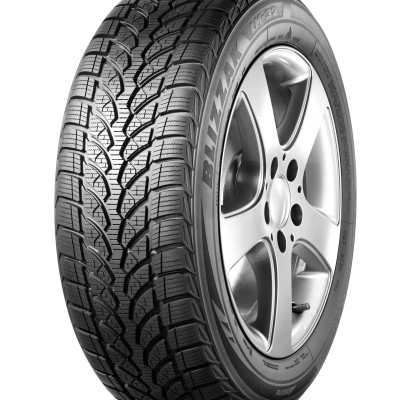 Bridgestone Blizzak LM32 225/55R16