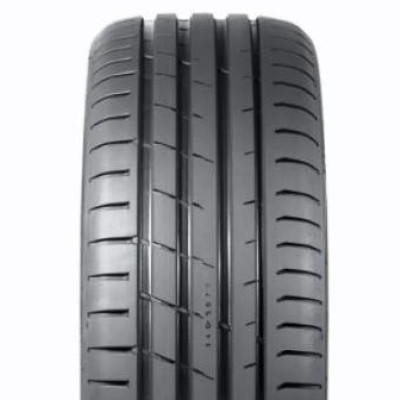 Nokian POWERPROOF 215/45R17